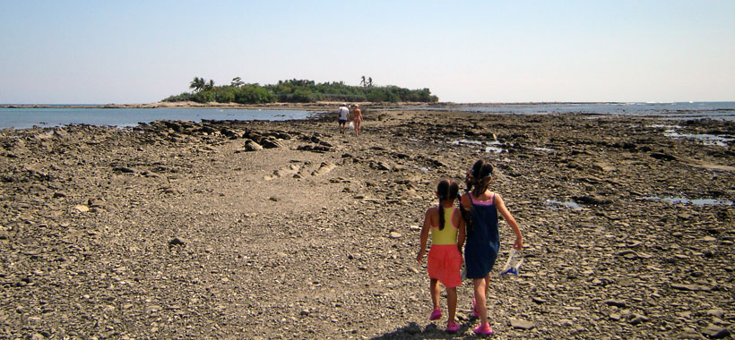 Cabo Blanco Park Area
